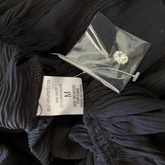 Black Ruffled Top - Picture 4 of 6